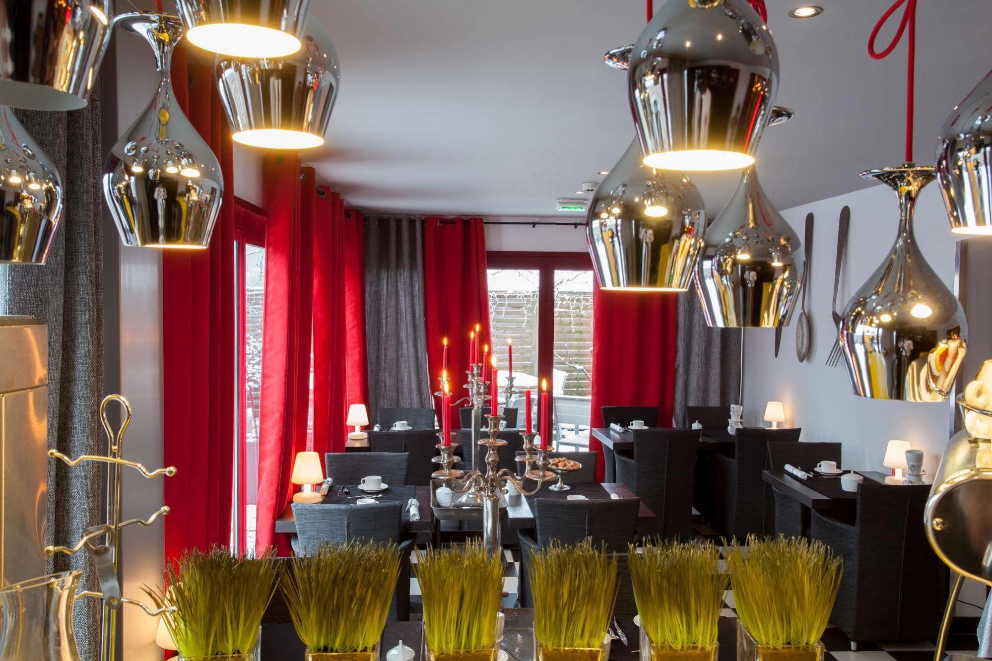 Auberge De Maison Rouge Vétraz-Monthoux Zewnętrze zdjęcie